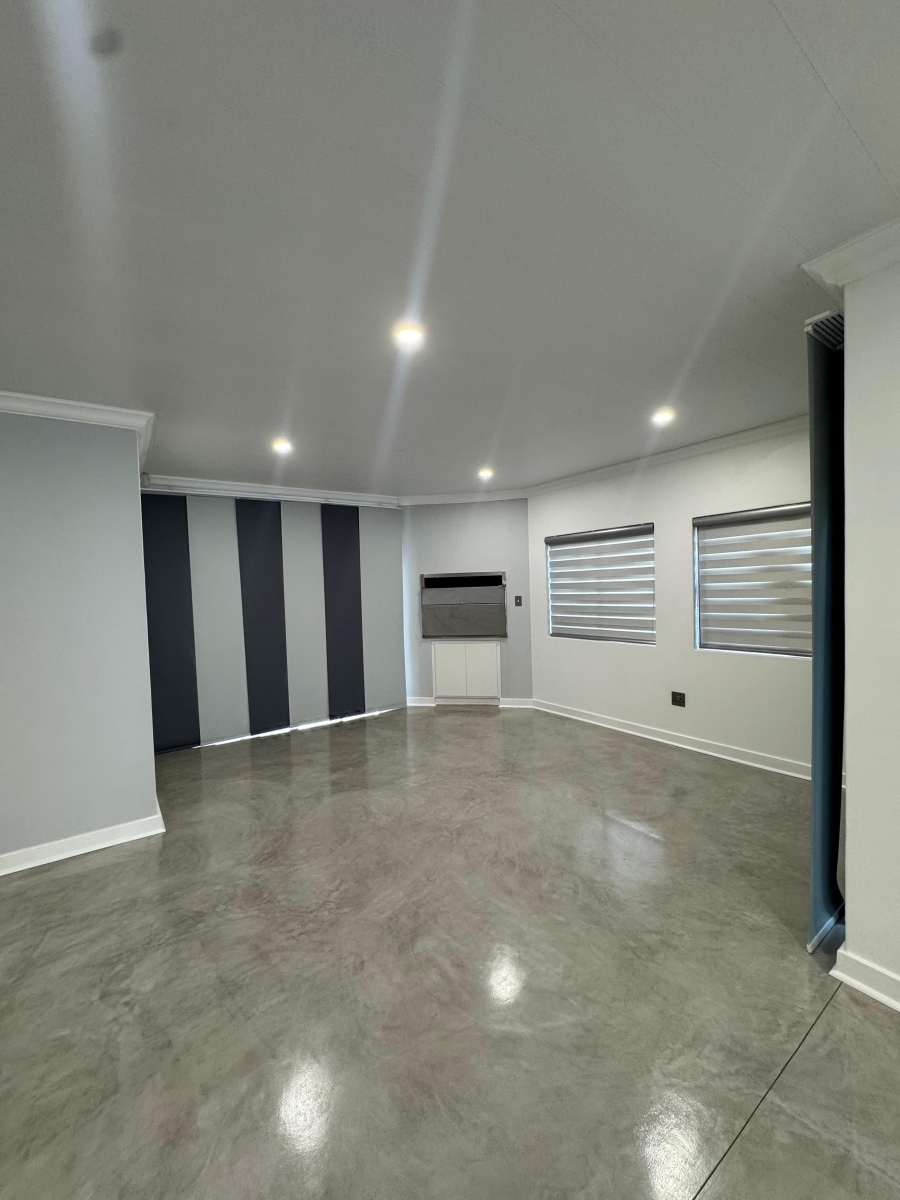 To Let 3 Bedroom Property for Rent in Wilkoppies North West